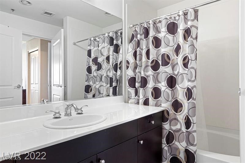 8255 Las Vegas Boulevard 1205