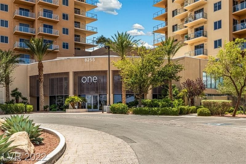8255 Las Vegas Boulevard 1205