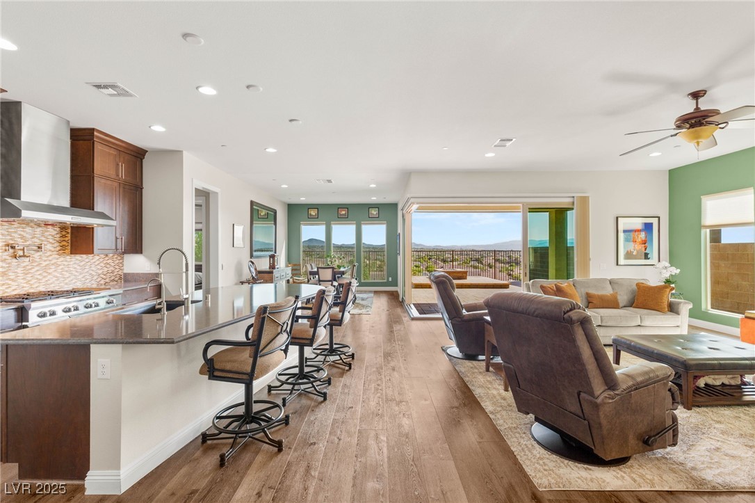 2069 Alto Vista Drive