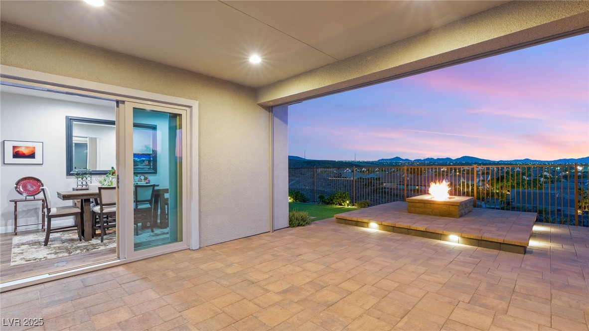 2069 Alto Vista Drive