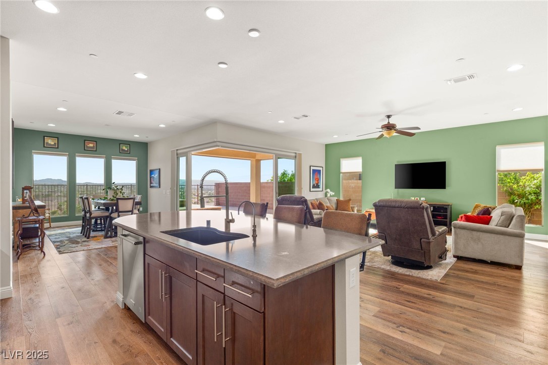 2069 Alto Vista Drive