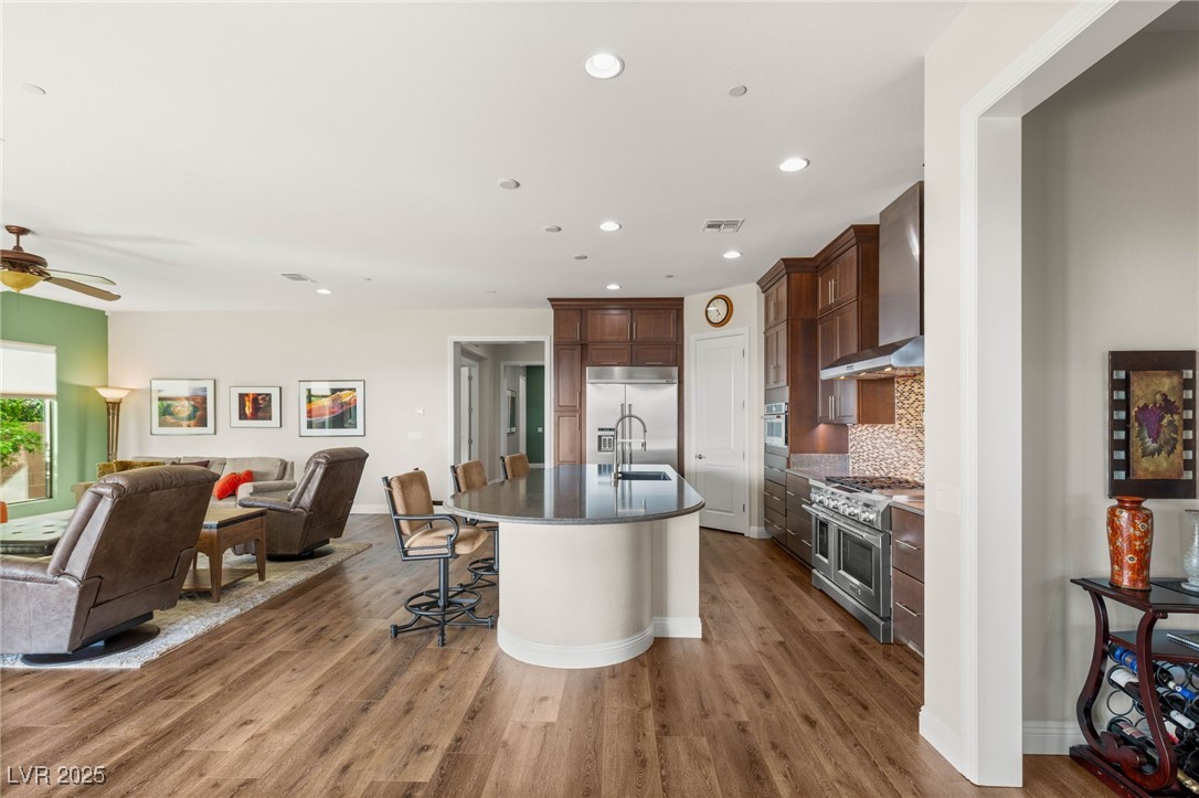 2069 Alto Vista Drive