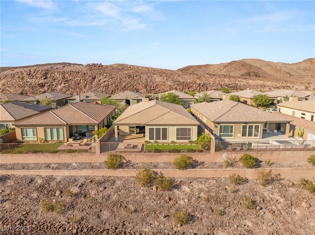 2069 Alto Vista Drive