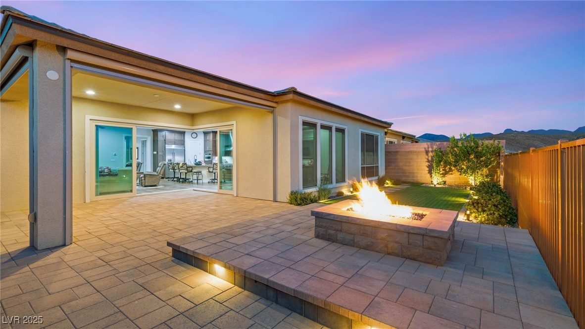 2069 Alto Vista Drive