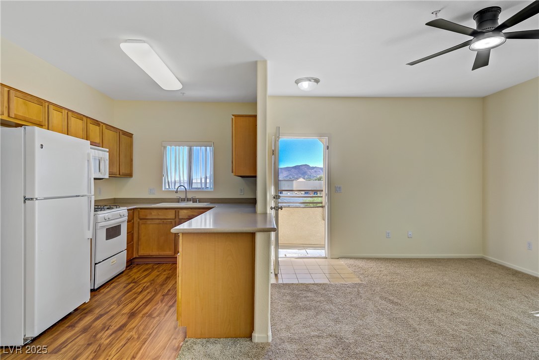 2291 West Horizon Ridge Parkway 11266