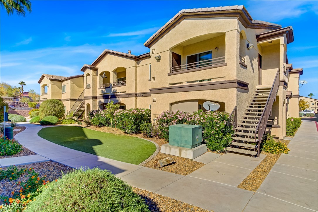 2291 West Horizon Ridge Parkway 11266