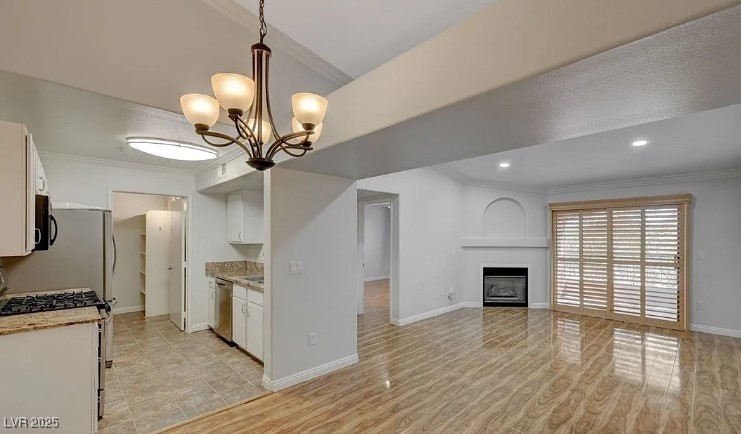 950 Seven Hills Drive 1021