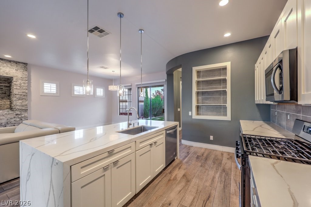 23 Gladewater Drive