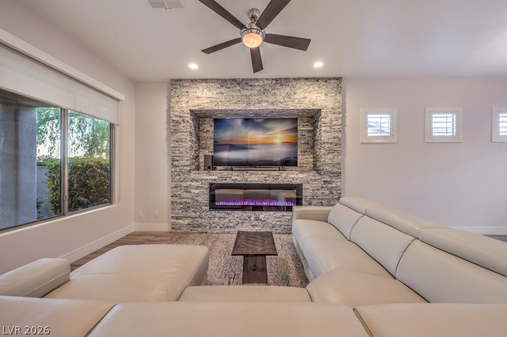 23 Gladewater Drive