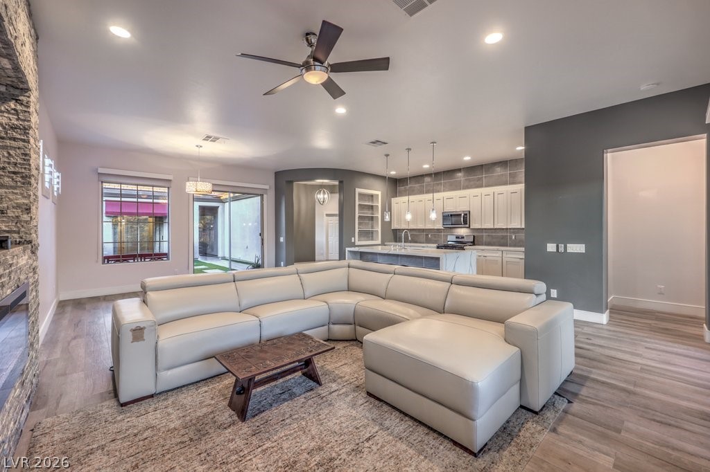 23 Gladewater Drive