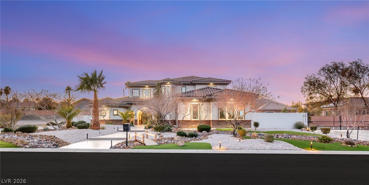 1035 Aviator Court