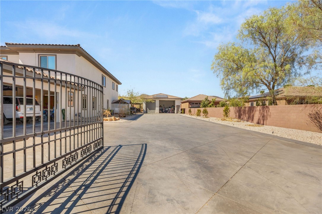 1035 Aviator Court