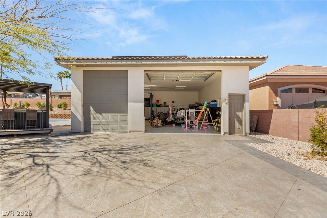 1035 Aviator Court