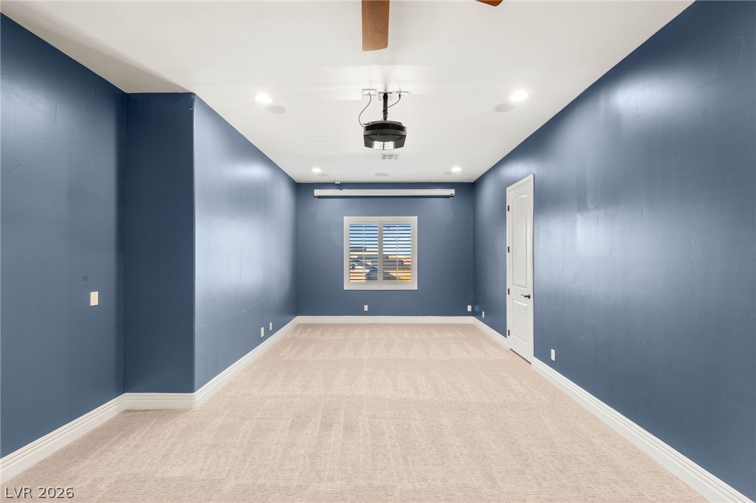 1035 Aviator Court