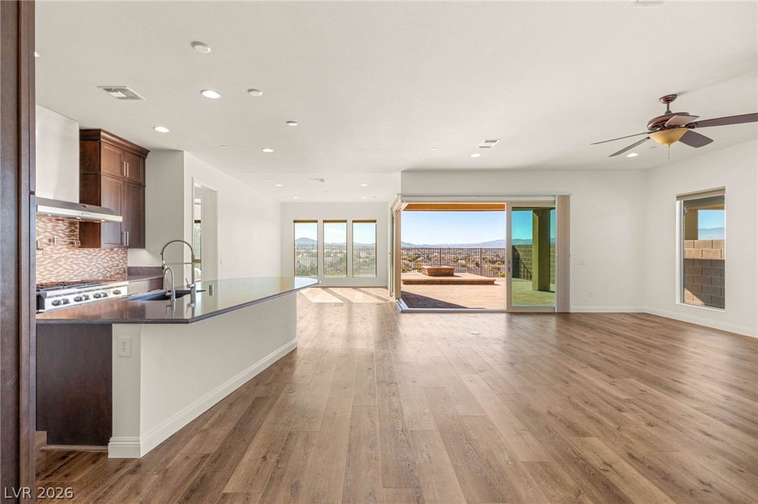 2069 Alto Vista Drive