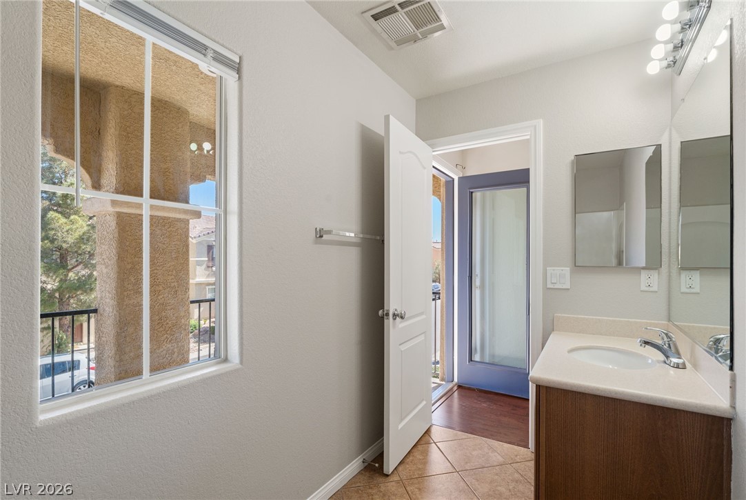 543 Cabis Bay Street