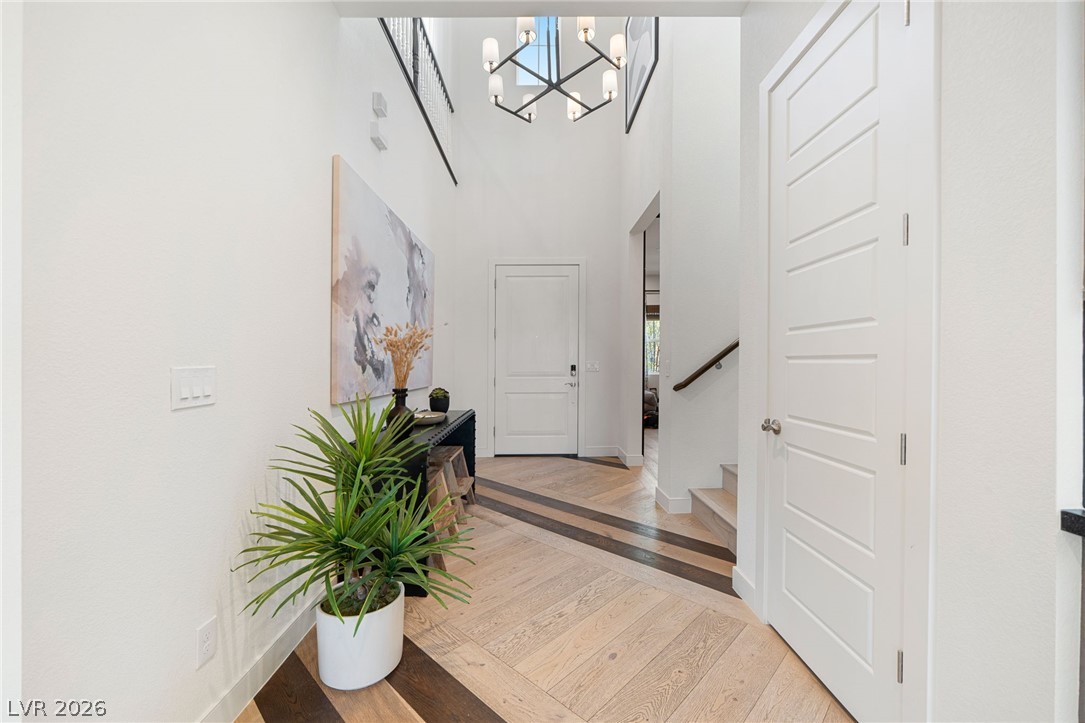 10125 Sequoia Glen Avenue