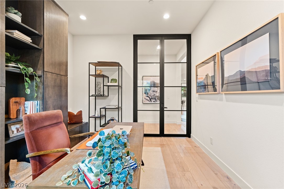 10125 Sequoia Glen Avenue