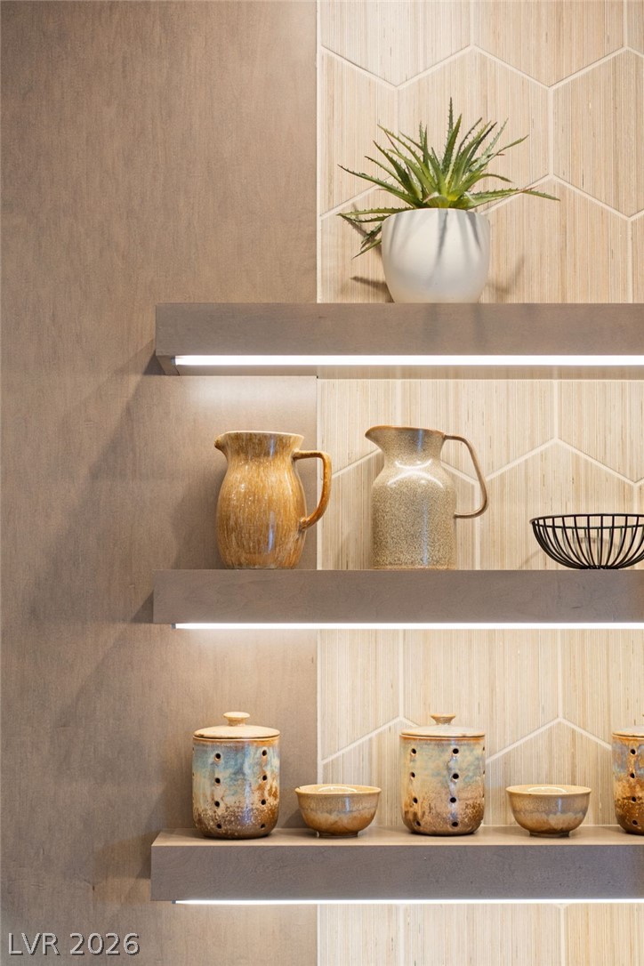 10125 Sequoia Glen Avenue