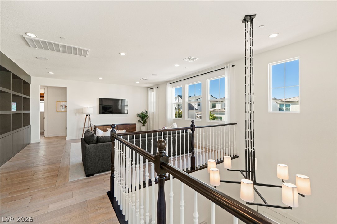 10125 Sequoia Glen Avenue