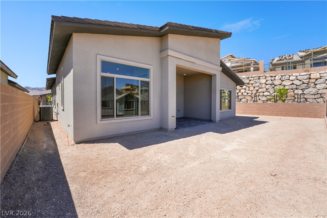 1060 Skyview Cove Court