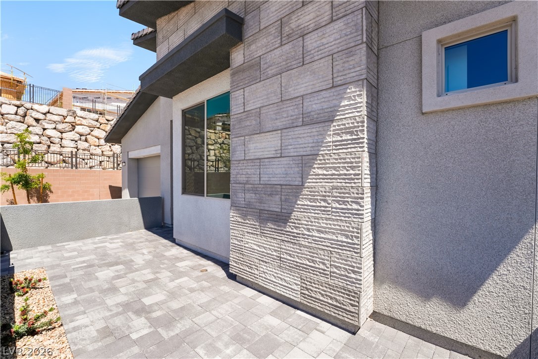 1060 Skyview Cove Court