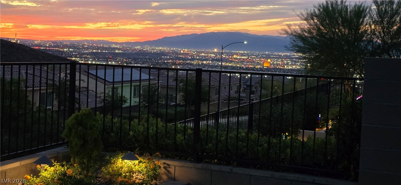 333 Crimson Edge Street