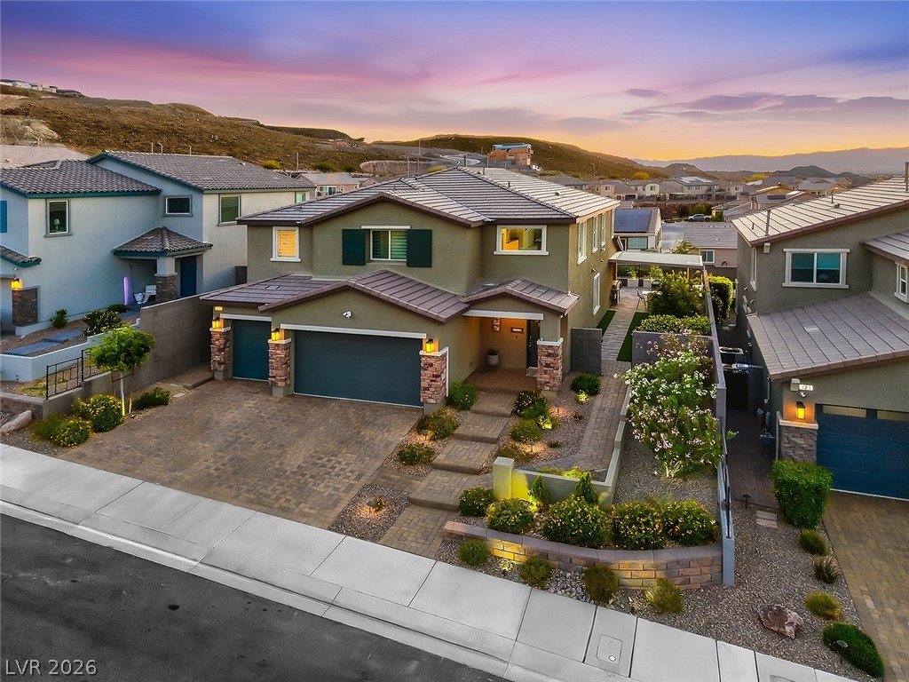 333 Crimson Edge Street