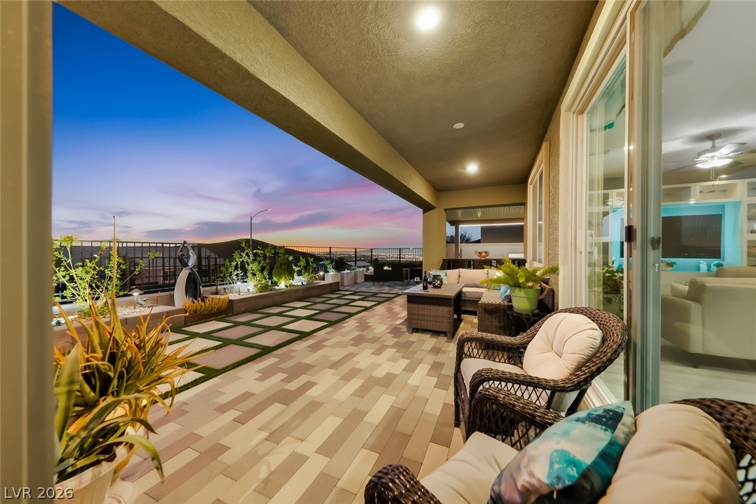 333 Crimson Edge Street