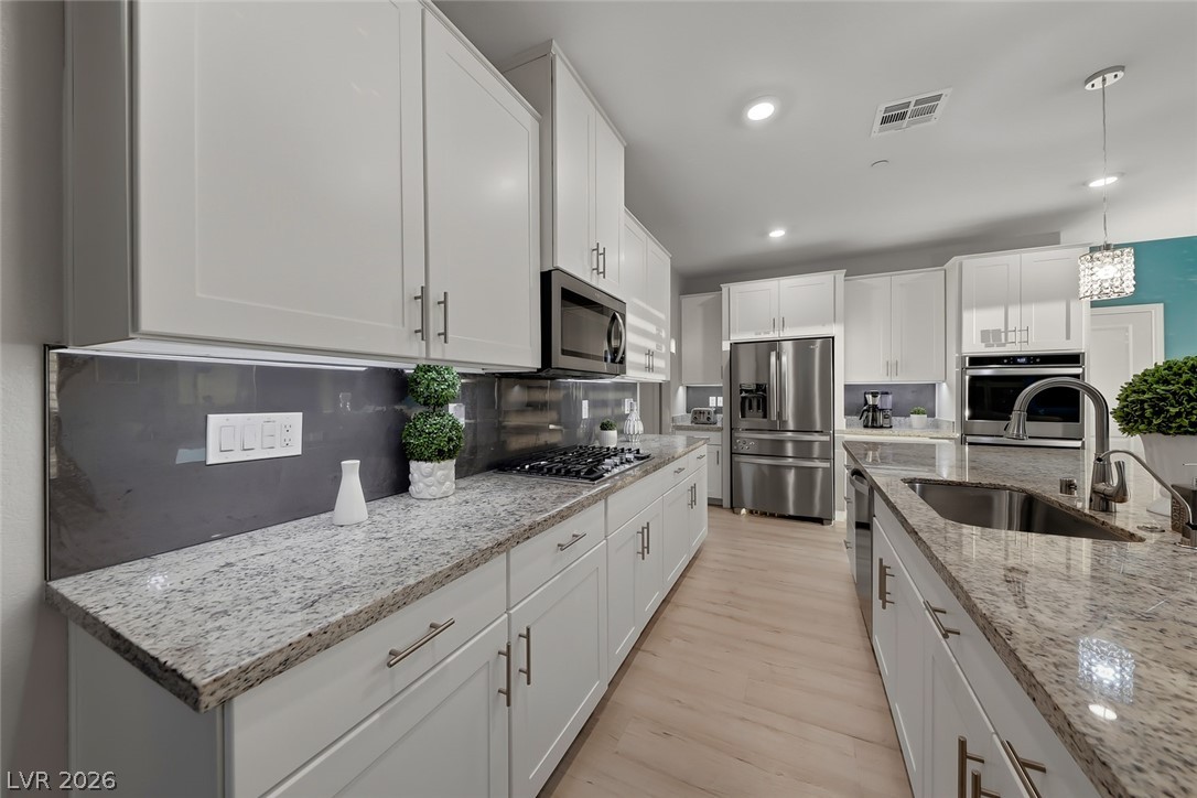 333 Crimson Edge Street
