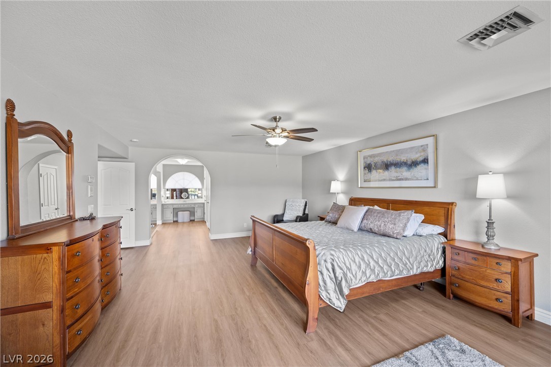 2498 Ram Crossing Way