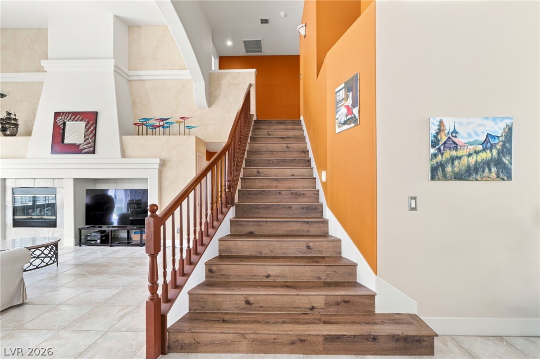 3049 Blazing Creek Way