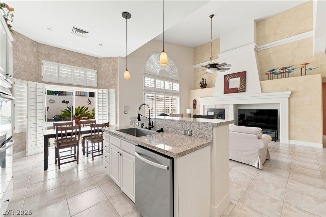 3049 Blazing Creek Way
