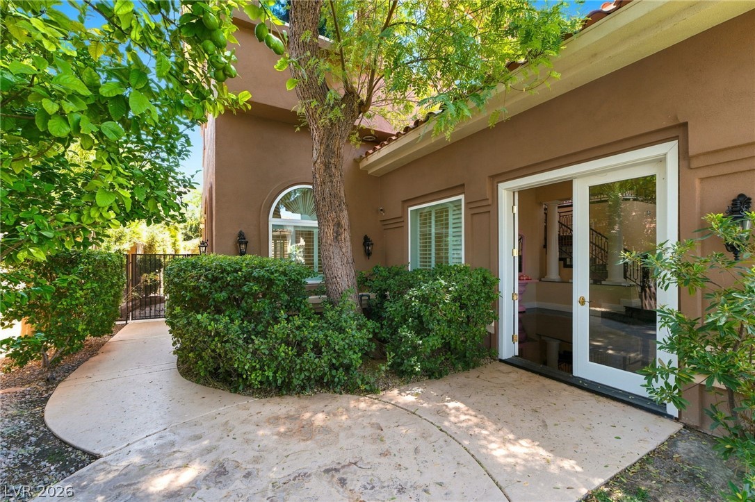 7 Rue Promenade Way