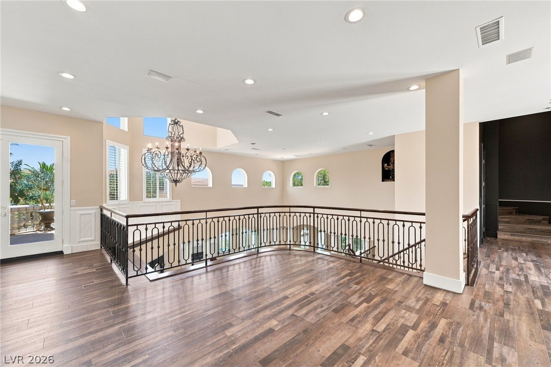 7 Rue Promenade Way