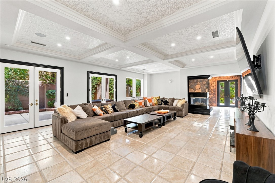 7 Rue Promenade Way