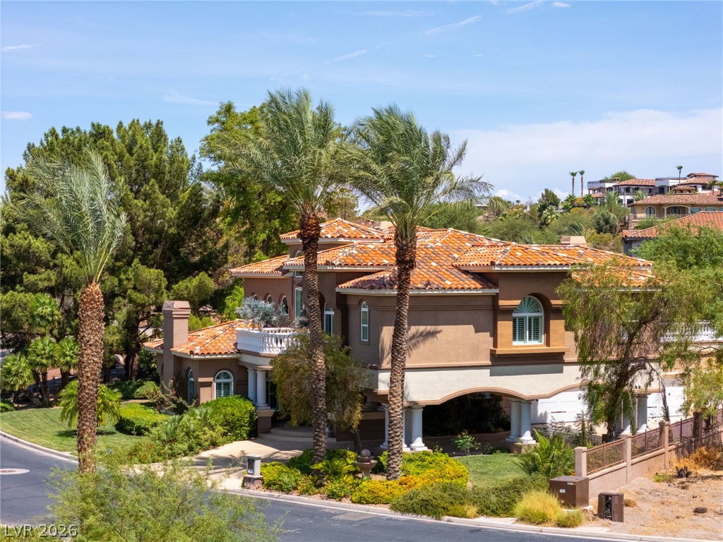 7 Rue Promenade Way
