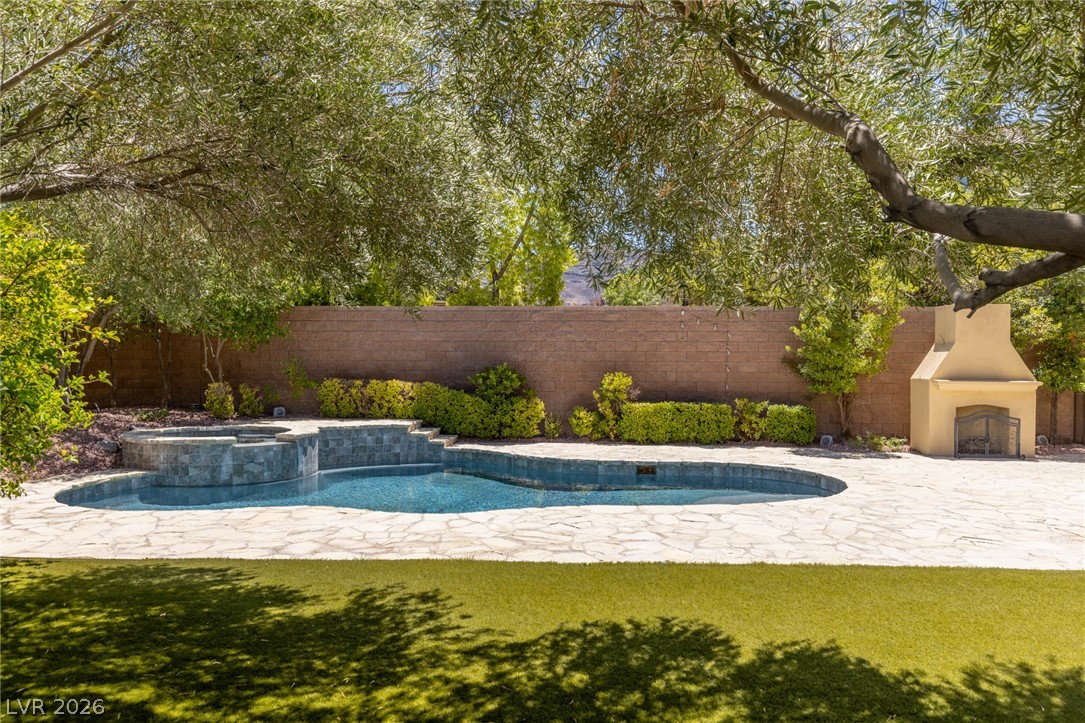 1424 Foothills Village Drive