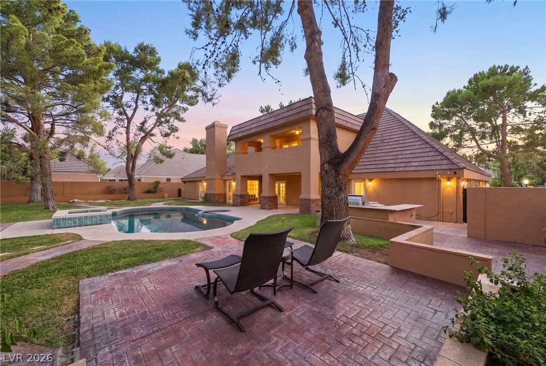 2252 Buckingham Court