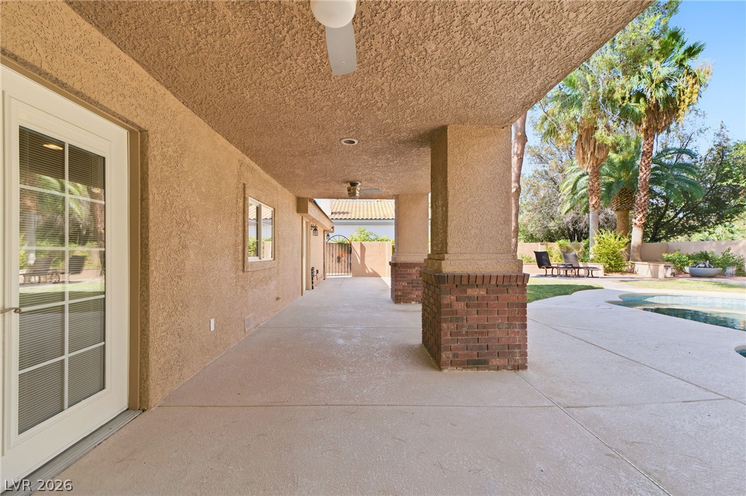 2252 Buckingham Court
