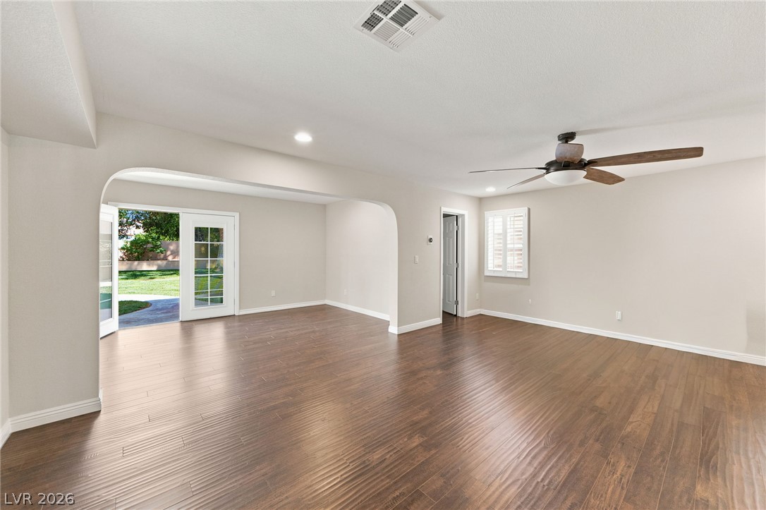 2252 Buckingham Court