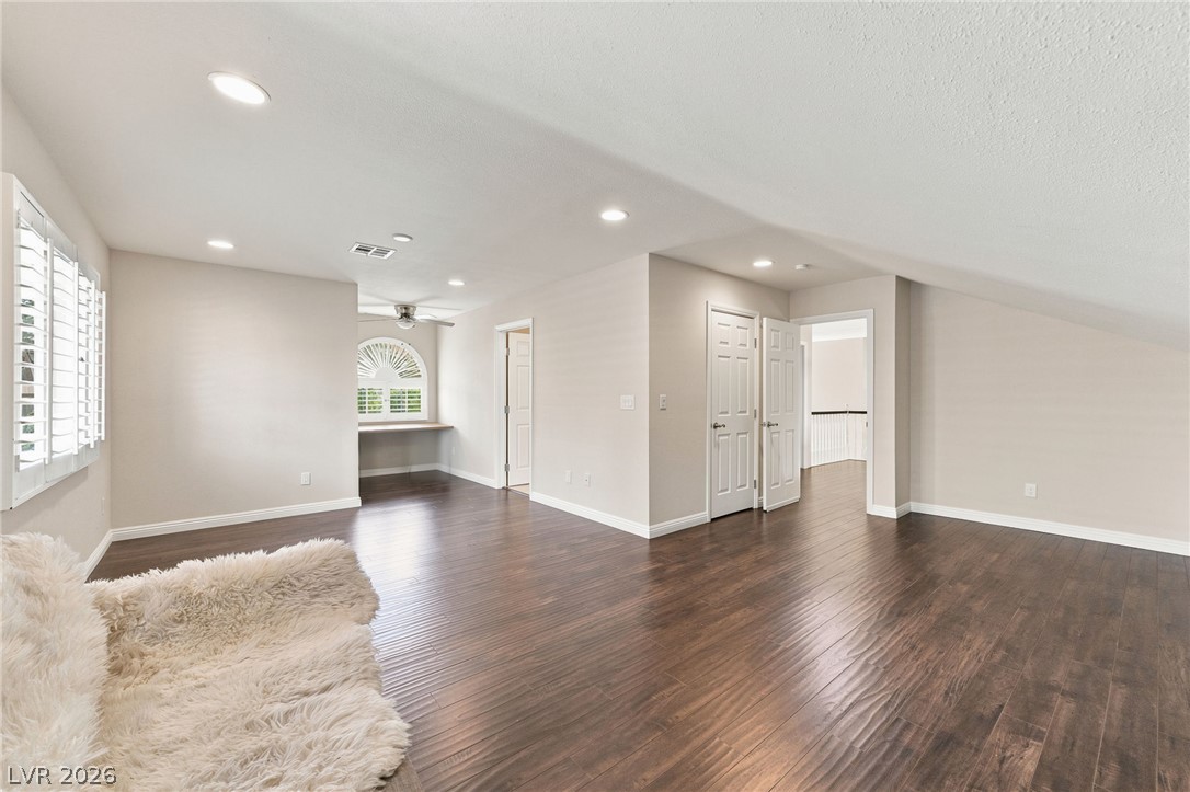 2252 Buckingham Court