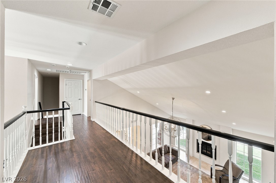 2252 Buckingham Court