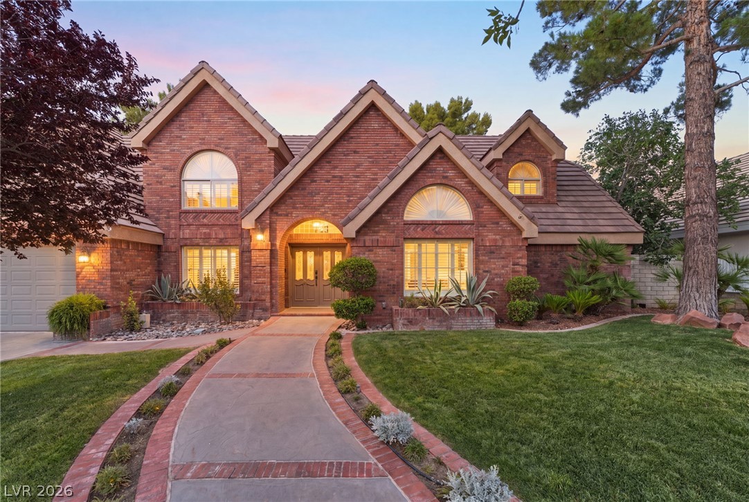 2252 Buckingham Court