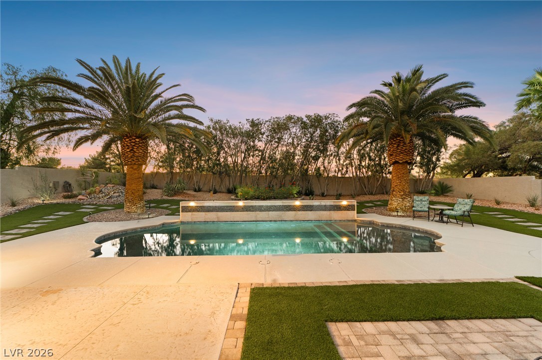2227 Versailles Court