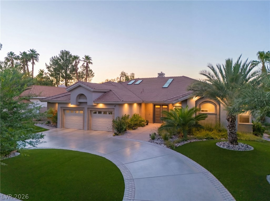 2227 Versailles Court