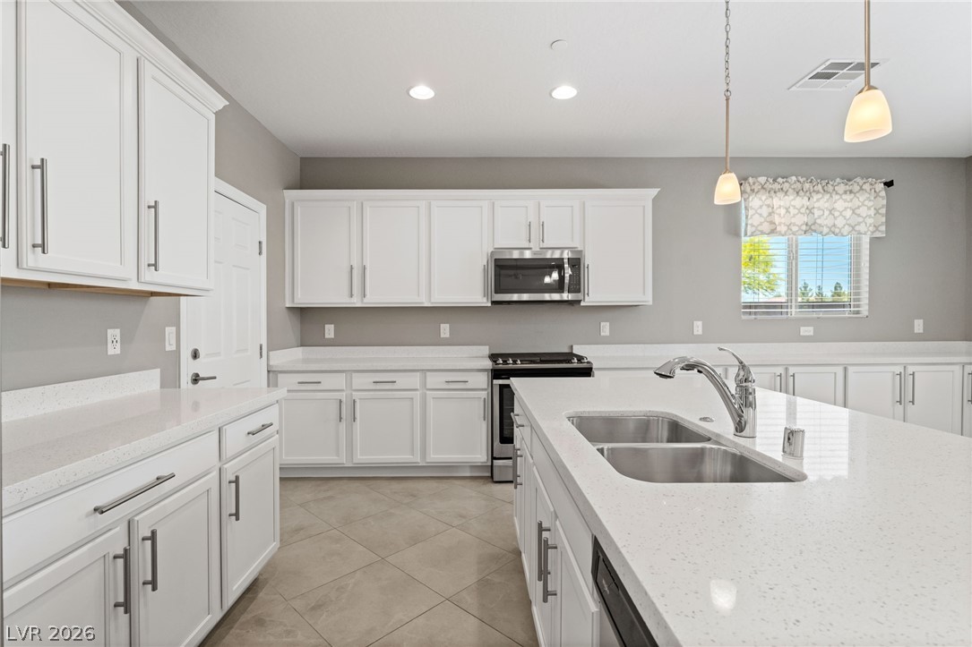 2462 Sylvan Hymn Street