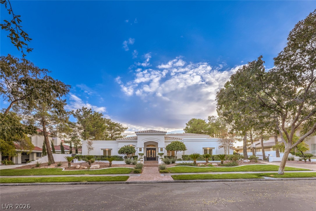 2228 Chatsworth Court
