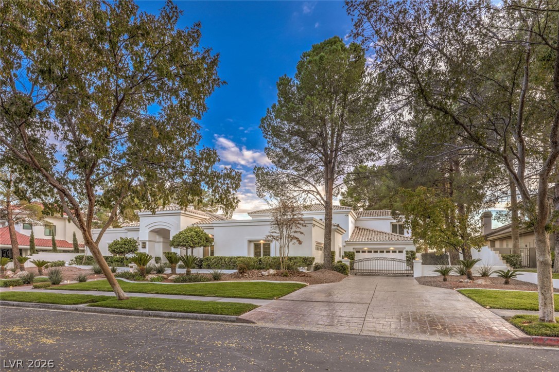 2228 Chatsworth Court