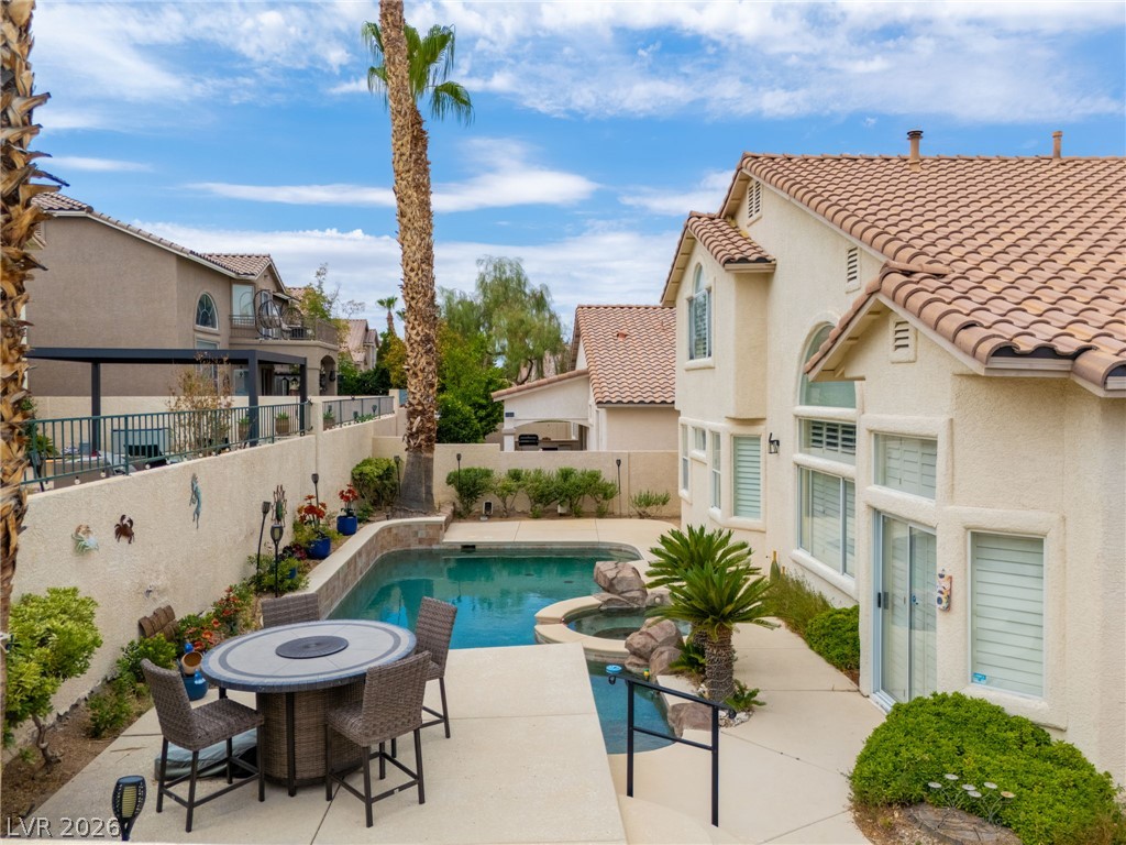 3049 Blazing Creek Way